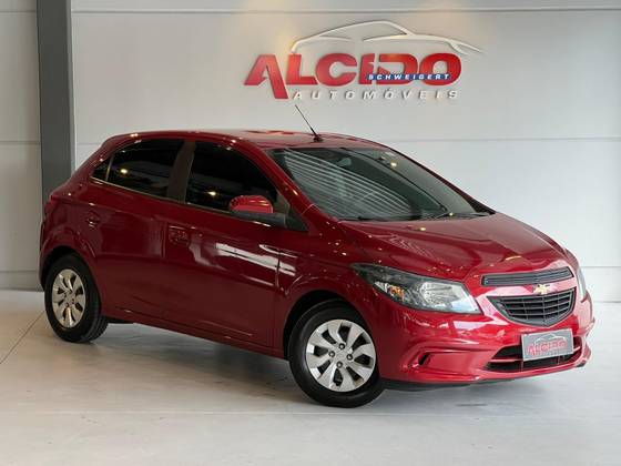 CHEVROLET ONIX 1.0 MPFI JOY 8V FLEX 4P MANUAL CHEVROLET ONIX 1.0 MPFI JOY 8V FLEX 4P MANUAL